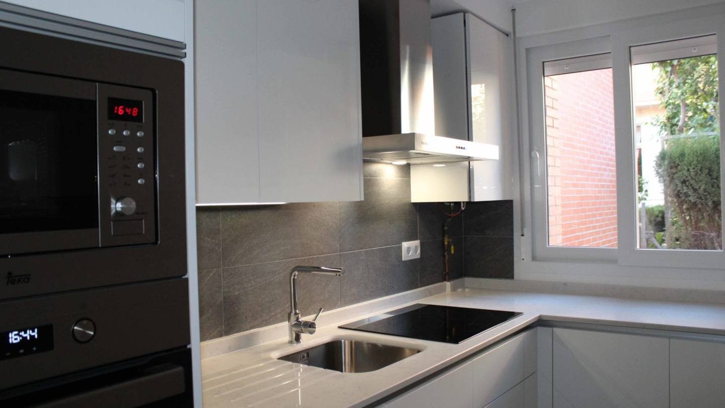 cocina_lacada_de_alta_calidad