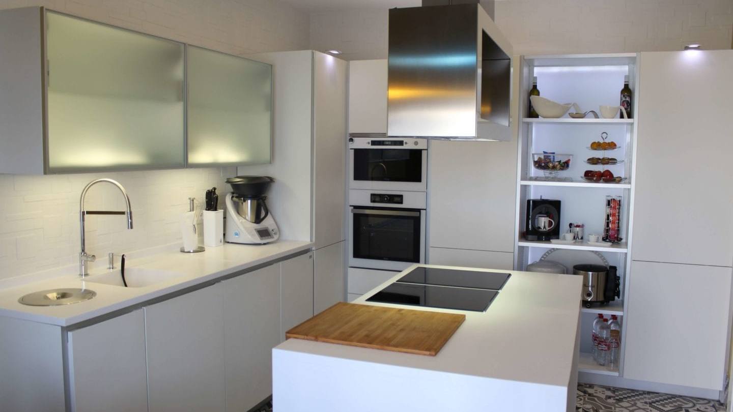 cocina-con-muebles-abatibles _1571