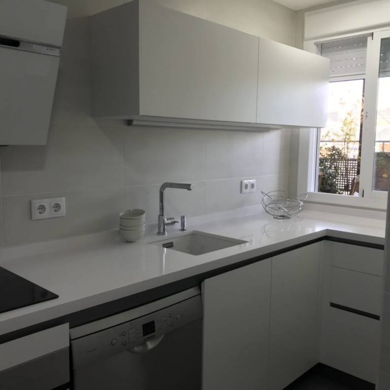 campana-elica-blanca