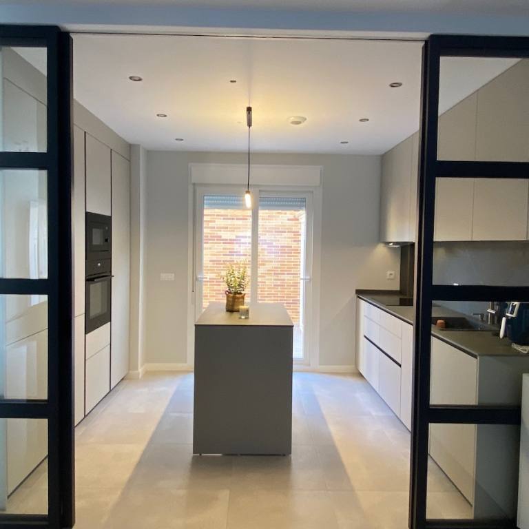 cocina-sencilla-y-sobria